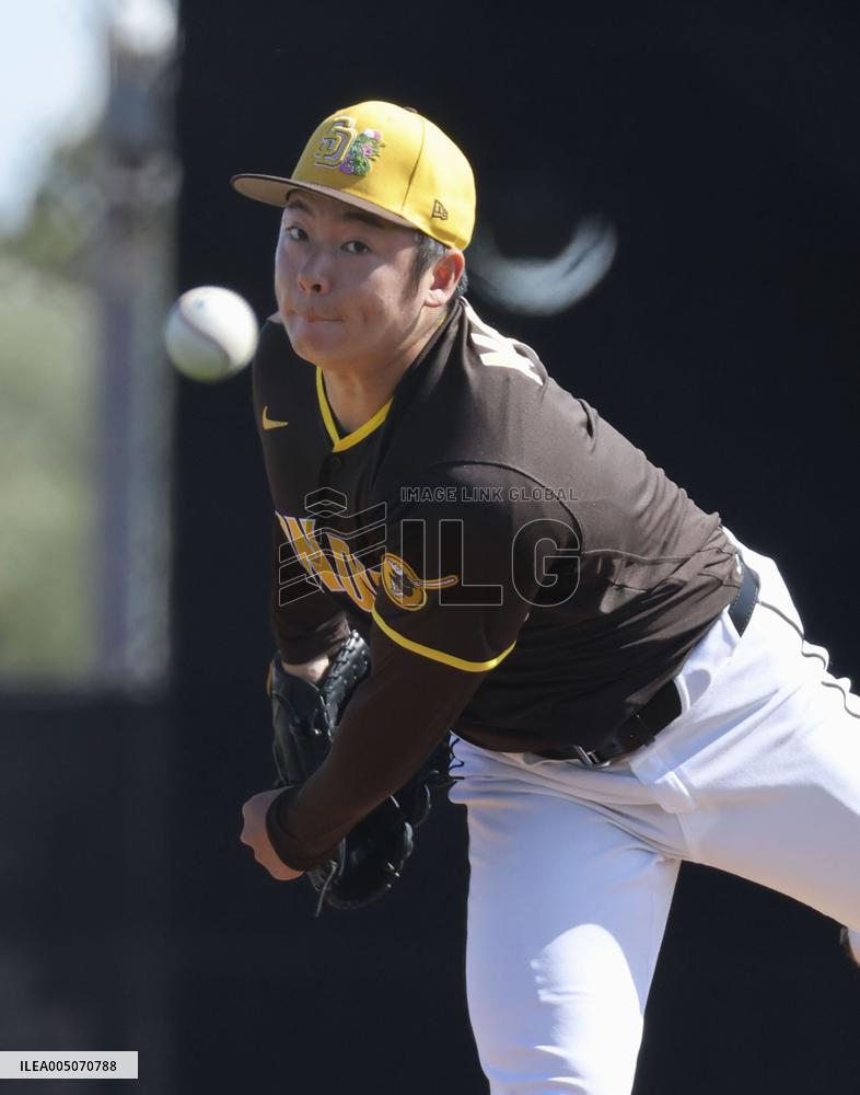 Baseball: MLB spring training