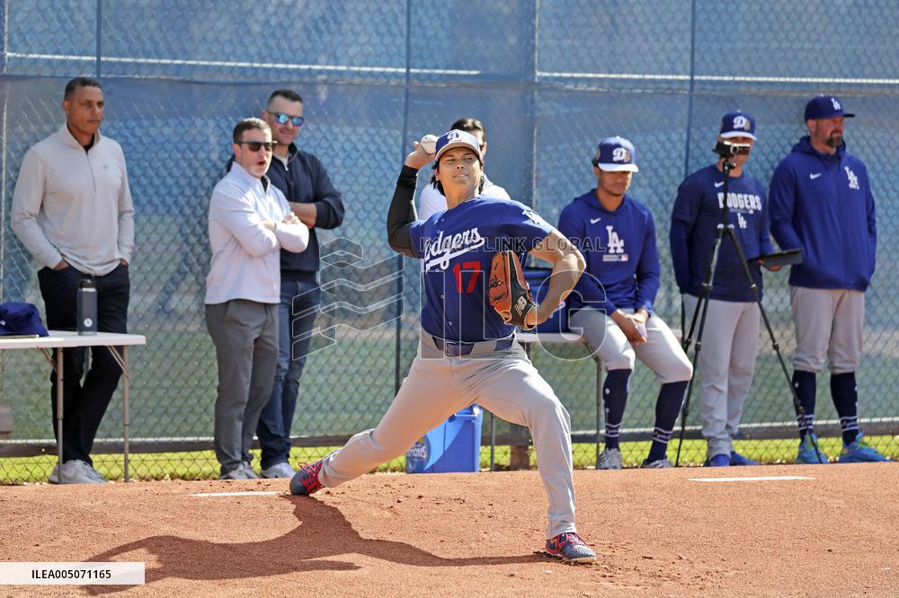 Baseball: MLB spring training