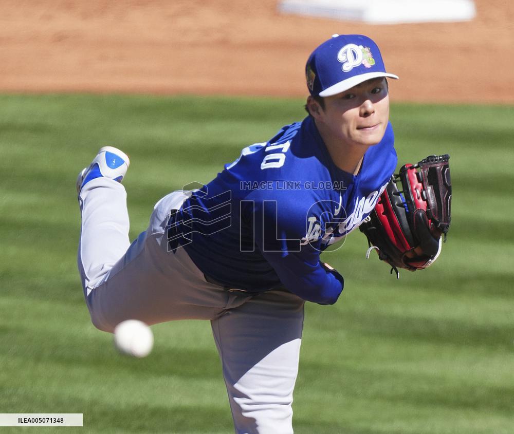 Baseball: MLB spring training game