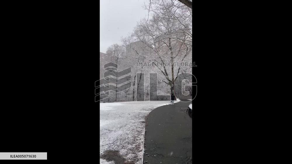 US: Bomb Cyclone Slams Northeast, Triggering Blizzard Warnings and Travel Shutdowns