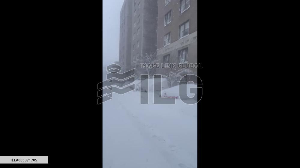 US: Bomb Cyclone Slams Northeast, Triggering Blizzard Warnings and Travel Shutdowns 8