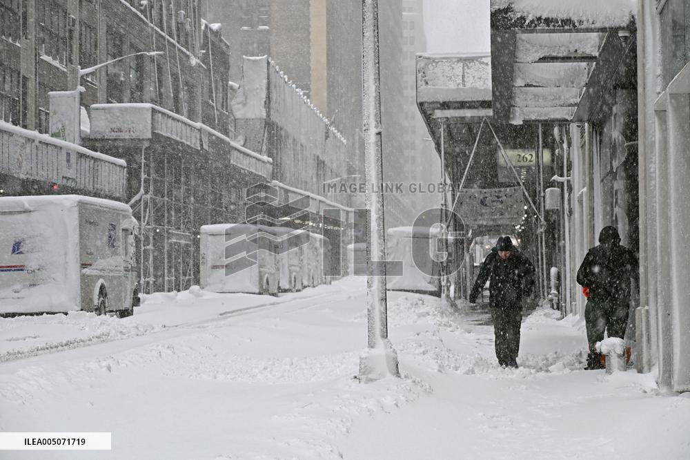 Snowstorm in New York