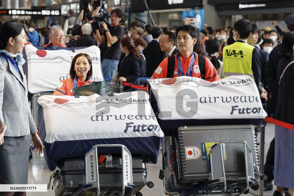 Figure skating: Miura and Kihara