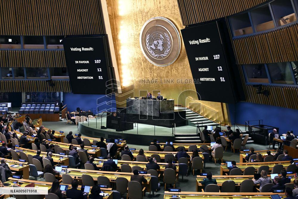 U.N. General Assembly agrees to demand cease-fire in Ukraine