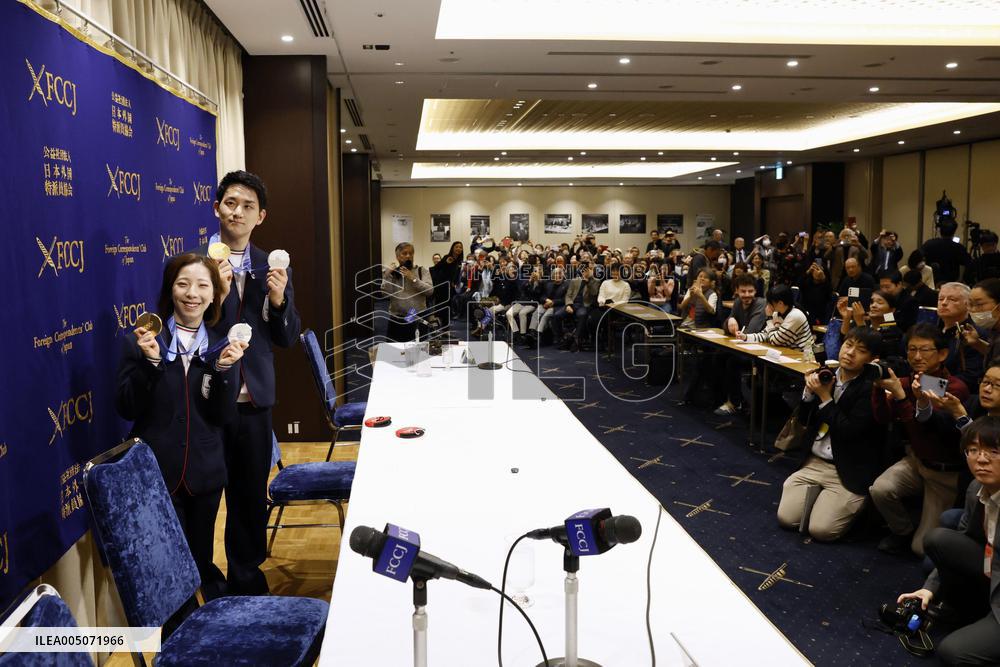 Figure skating: Japan pair Miura, Kihara