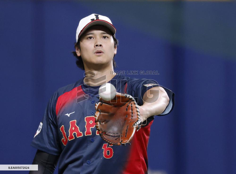 Ohtani joins Japan training camp ahead of WBC