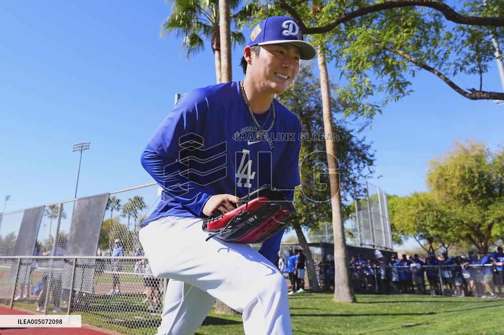 Baseball: MLB spring training