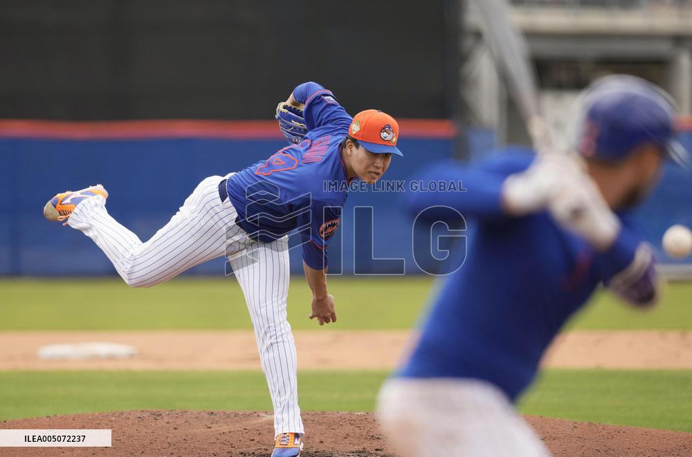 Baseball: MLB spring training