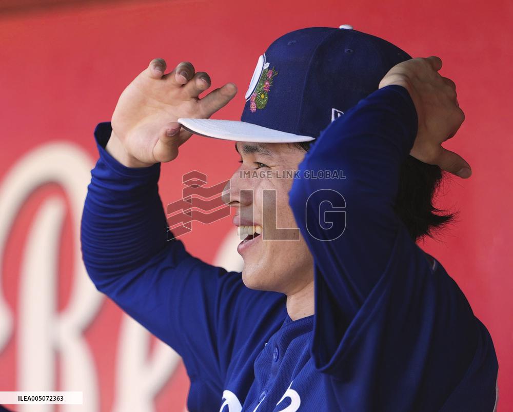 Baseball: MLB spring training game