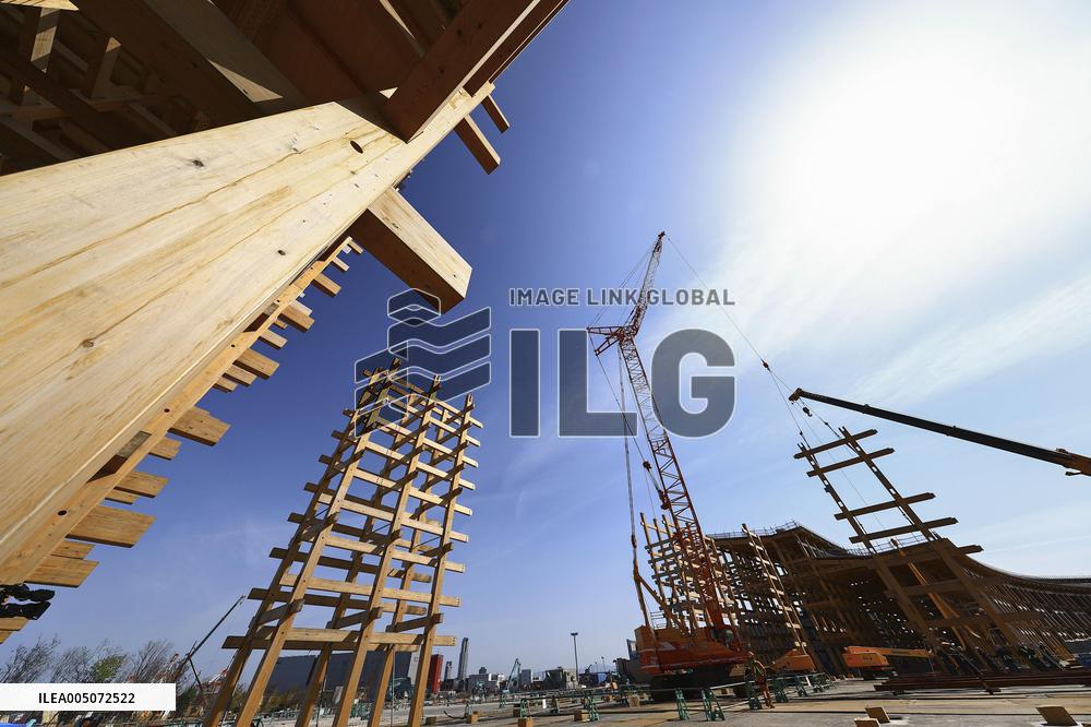 Wooden Grand Ring at expo venue in Osaka