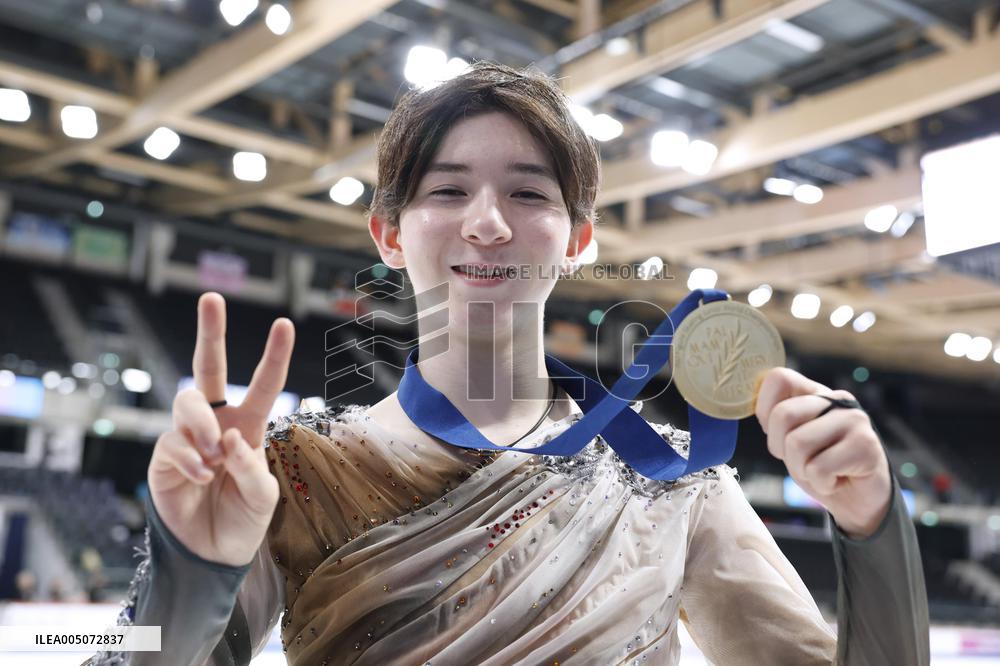 Figure skating: Junior world championships