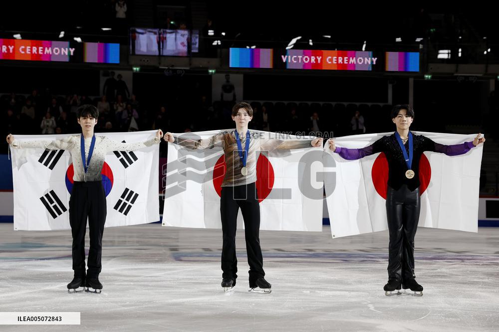 Figure skating: Junior world championships