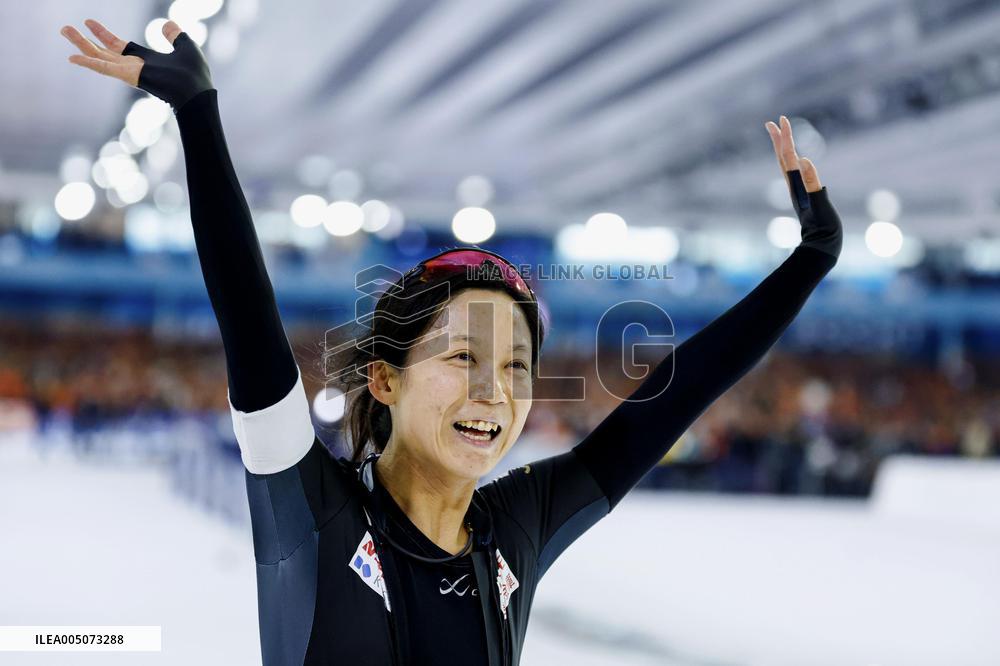 Speed skating: Takagi at all-round worlds