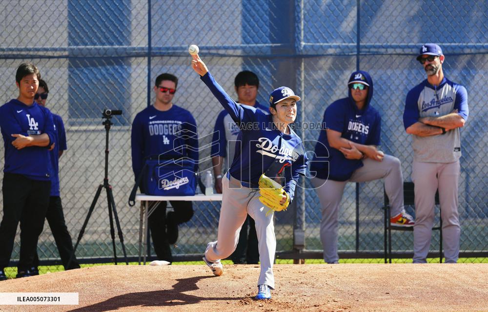 Baseball: MLB spring training