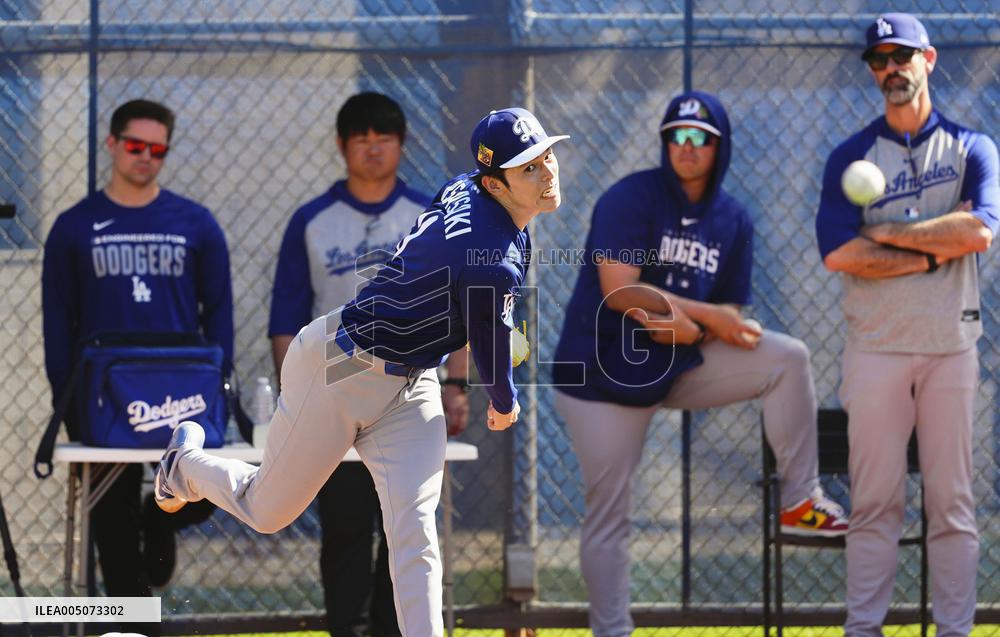 Baseball: MLB spring training