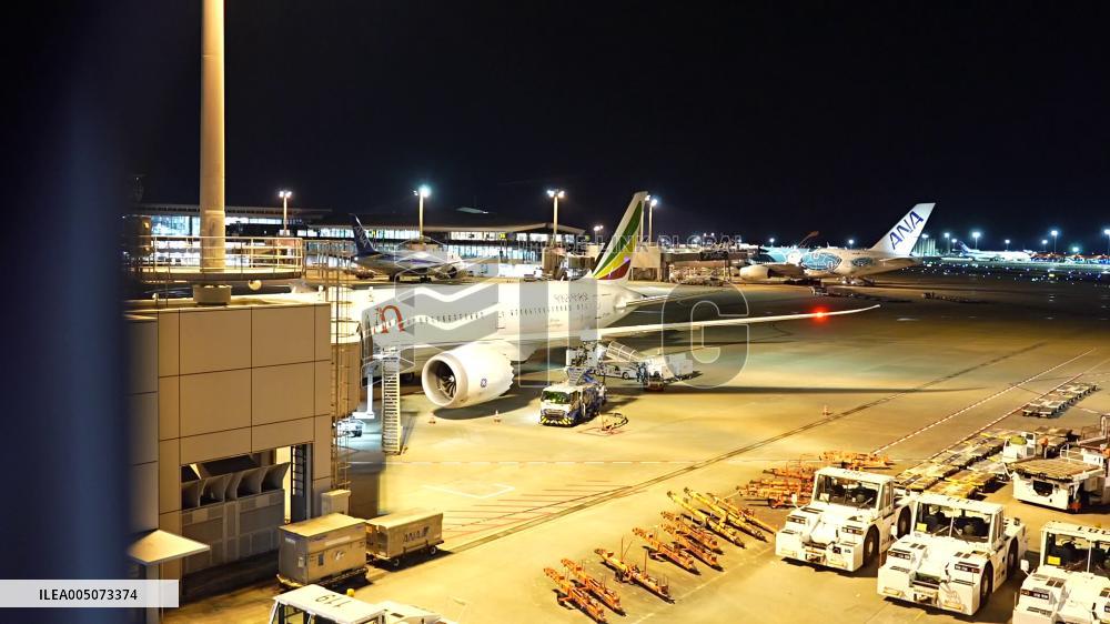 [Breaking News]Plane carrying evacuees from Middle East arrives in Japan