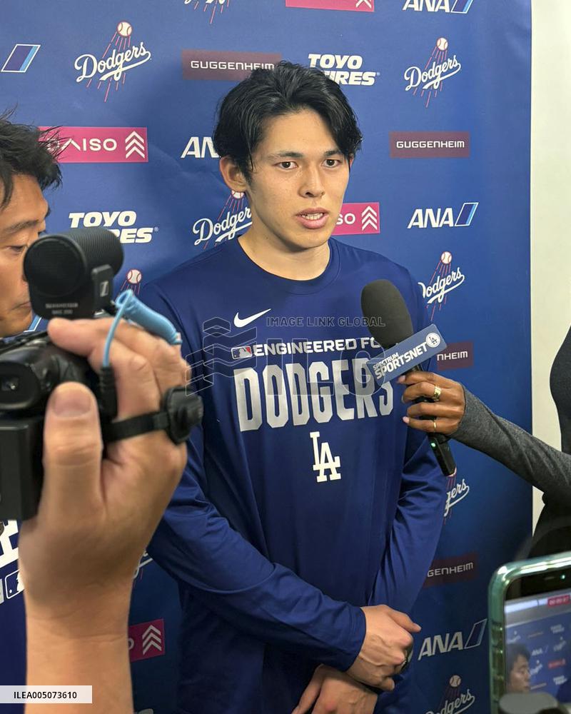 Baseball: Dodgers pitcher Sasaki
