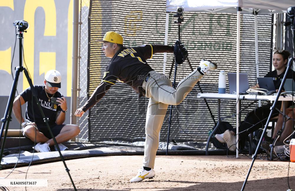 Baseball: MLB spring training