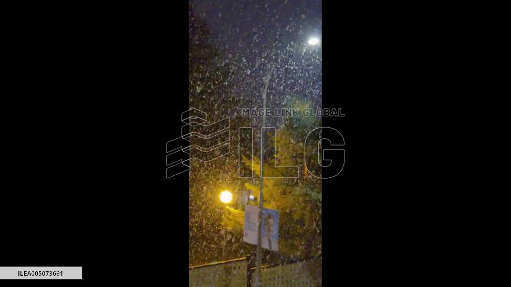 Spain: Snow Blankets Avila, Dozens of Snowplows Deploy to Keep Roads Clear