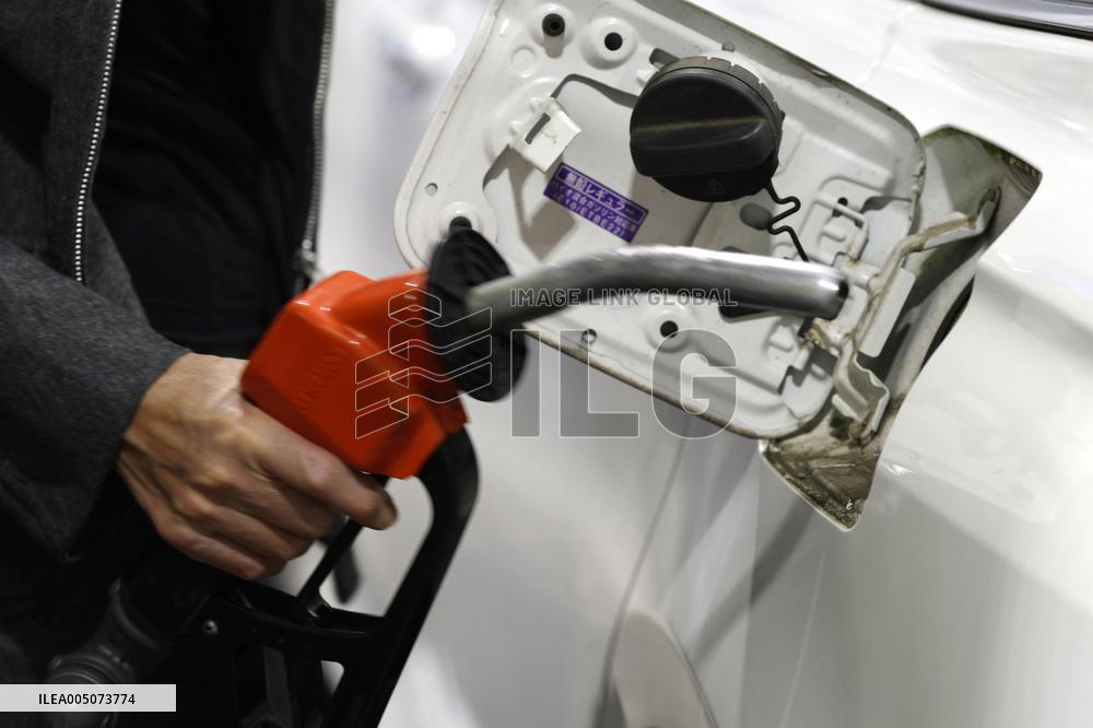 Gasoline prices surging in Japan