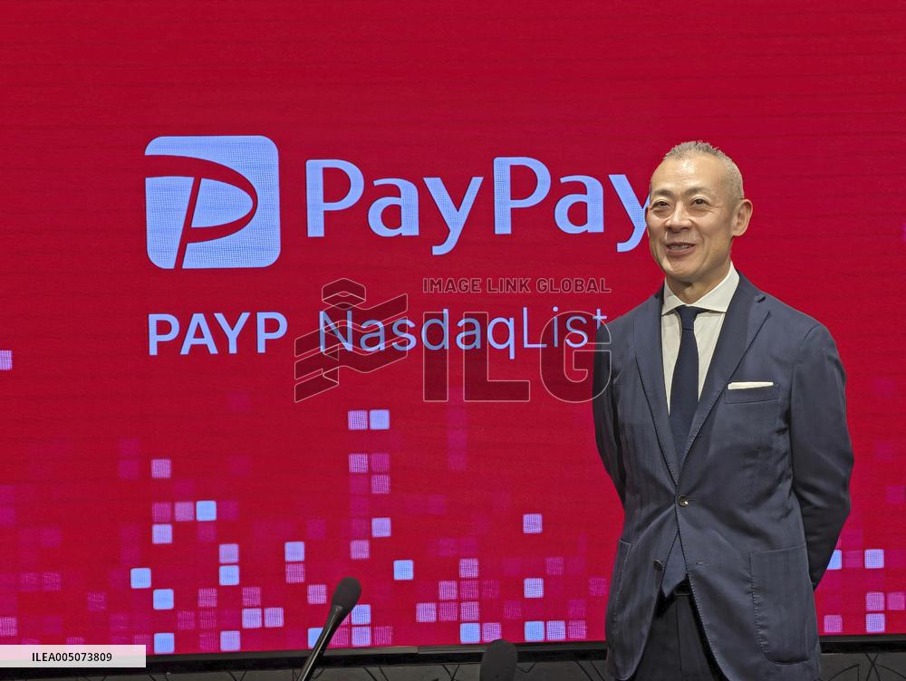 PayPay debuts on Nasdaq