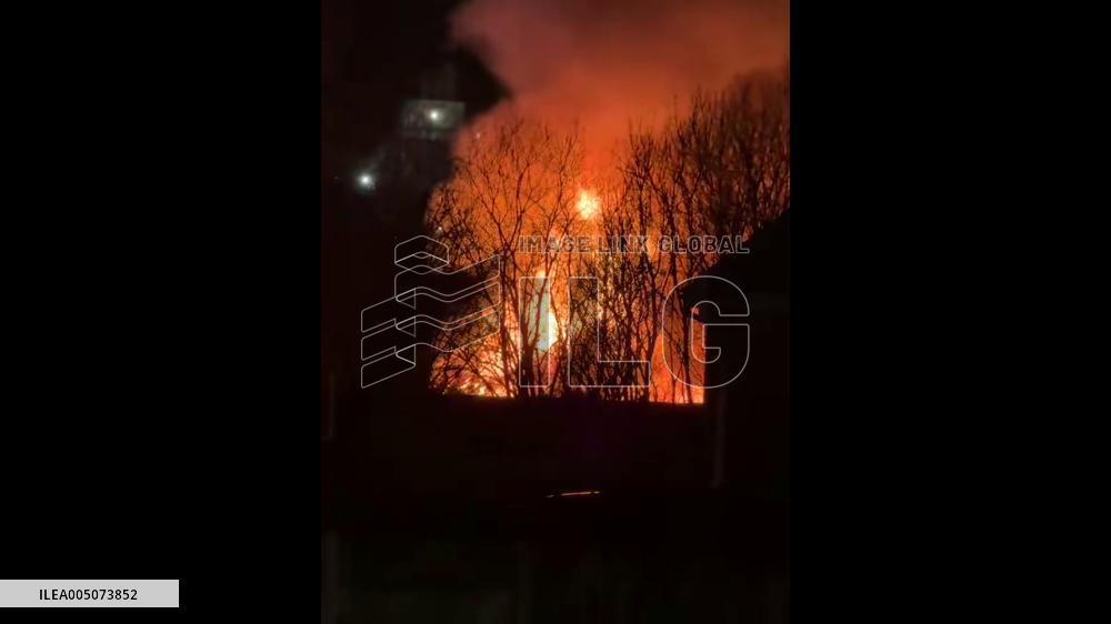 UK: Large Fire Breaks out at Bolton Industrial Estate, Prompting Major Emergency Response