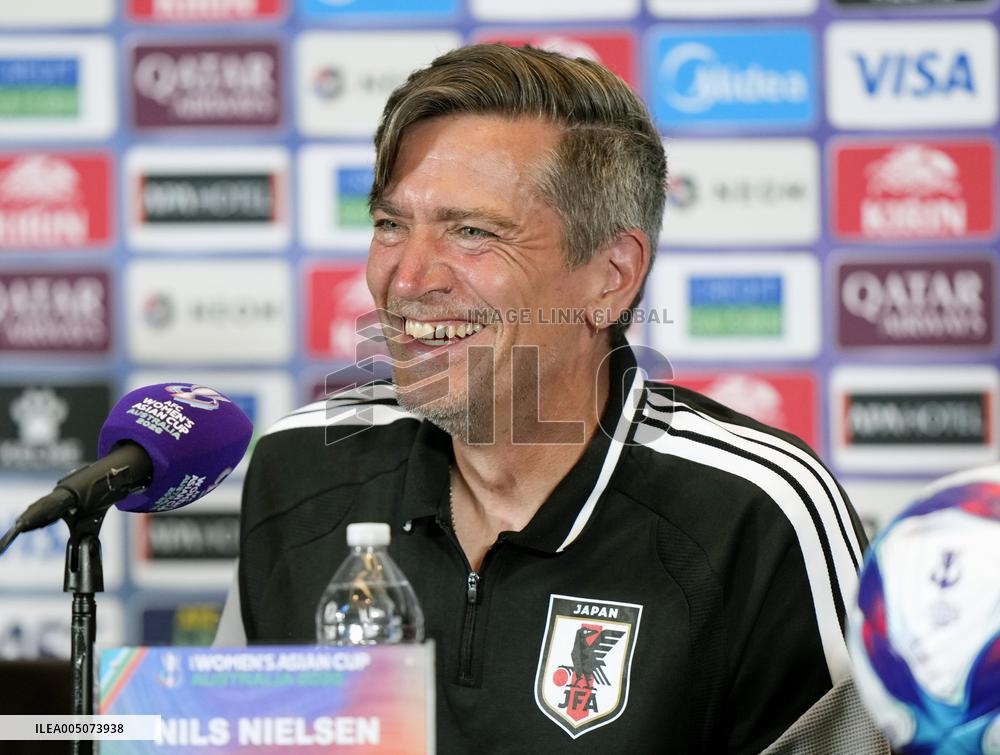 Football: Women's Asian Cup