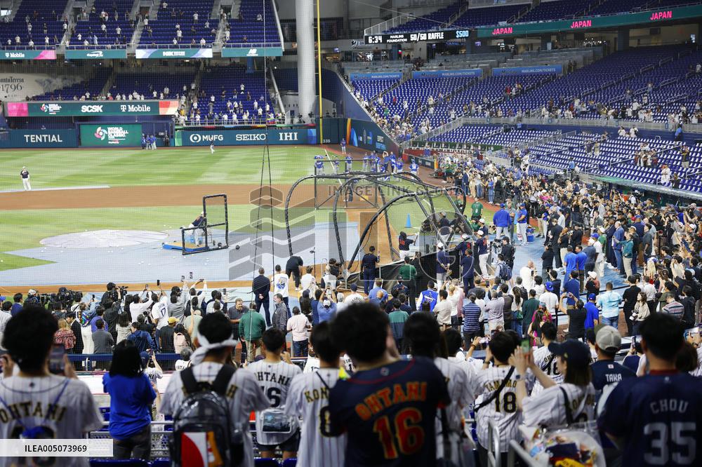 World Baseball Classic: Japan vs. Venezuela