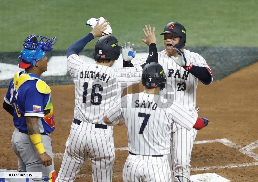 World Baseball Classic: Venezuela vs. Japan