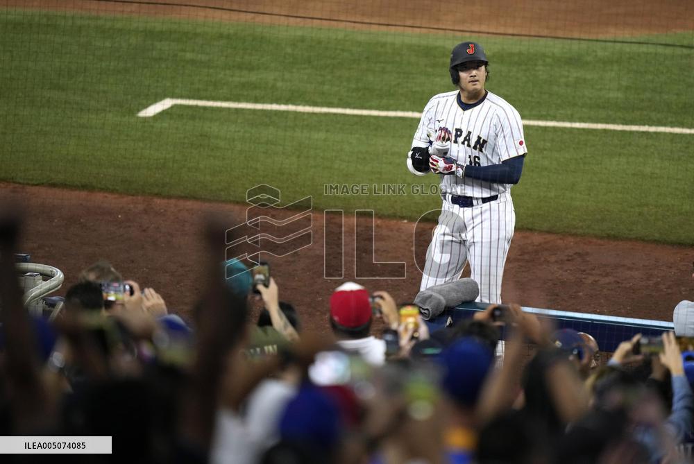World Baseball Classic: Venezuela vs. Japan
