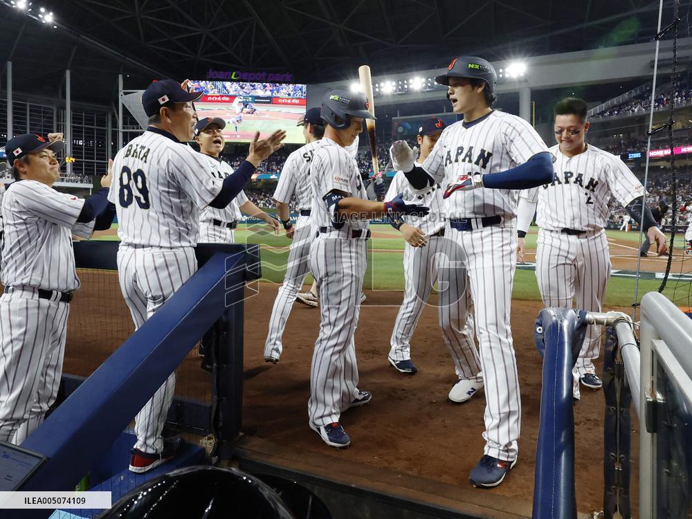 World Baseball Classic: Venezuela vs. Japan