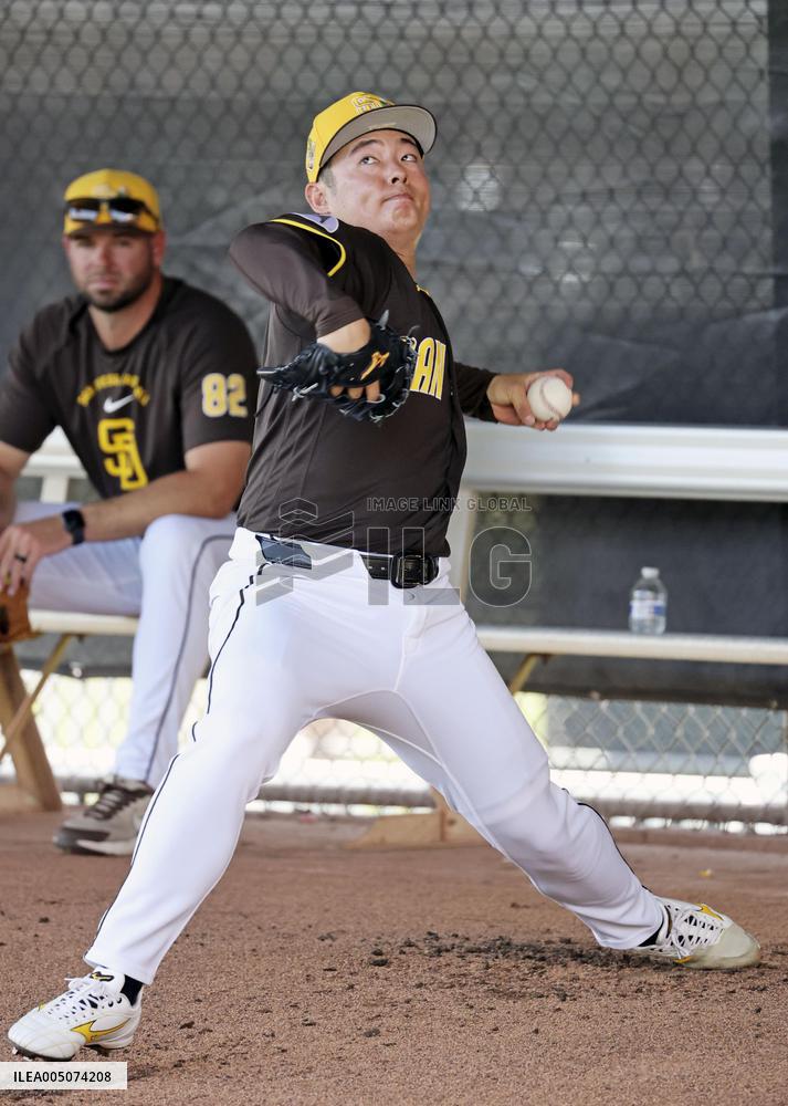 Baseball: MLB spring training