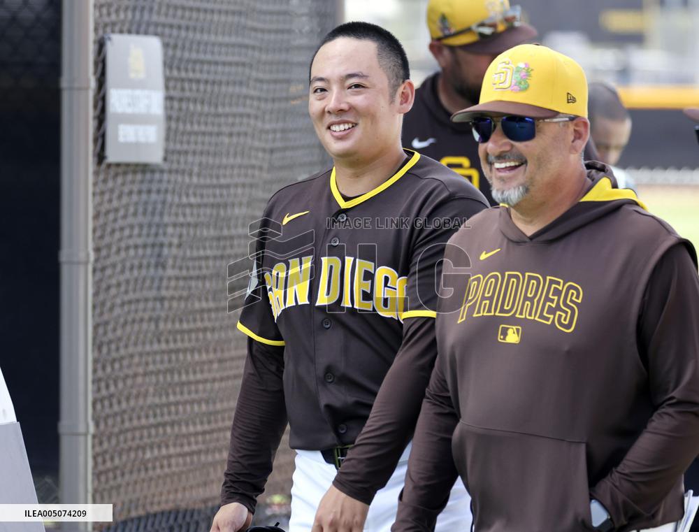 Baseball: MLB spring training