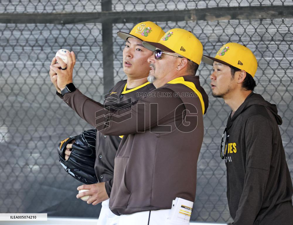 Baseball: MLB spring training