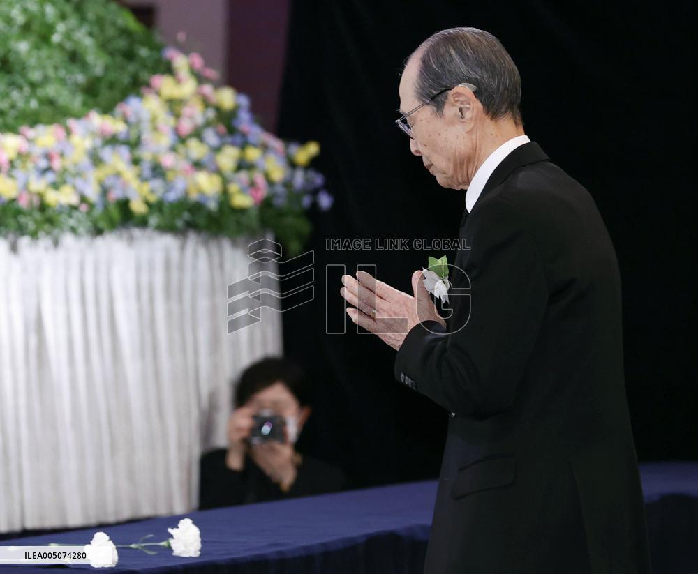 Memorial ceremony for Japanese golf legend Ozaki