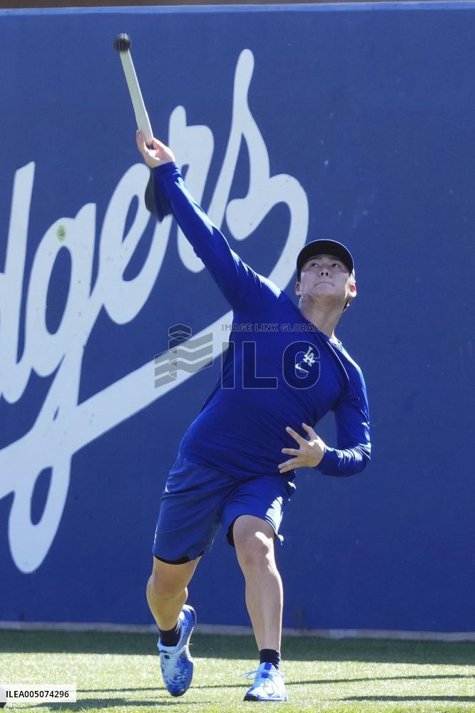 Baseball: MLB spring training