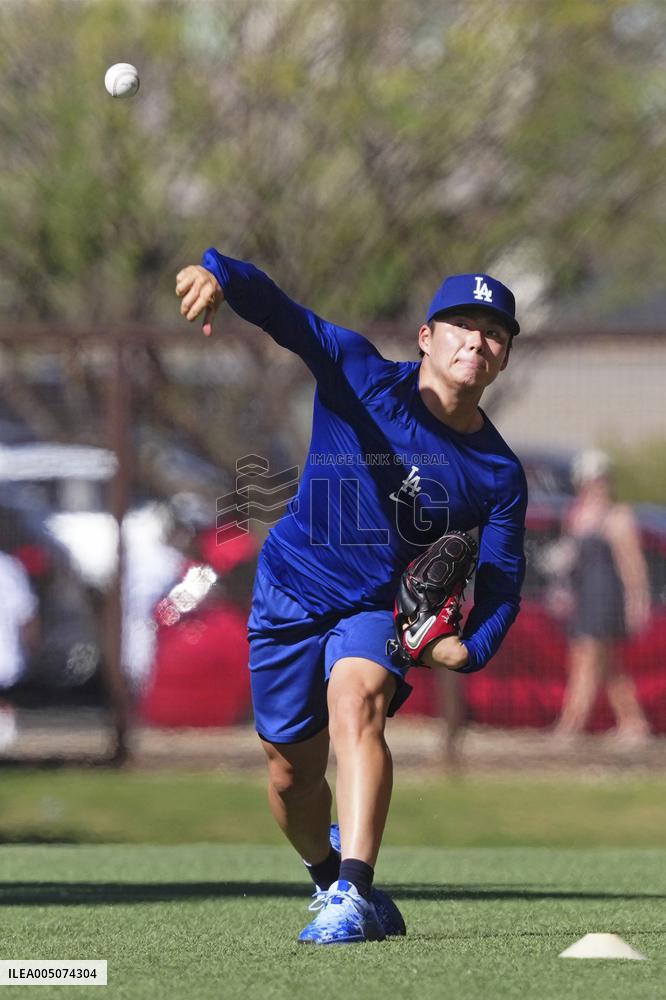 Baseball: MLB spring training