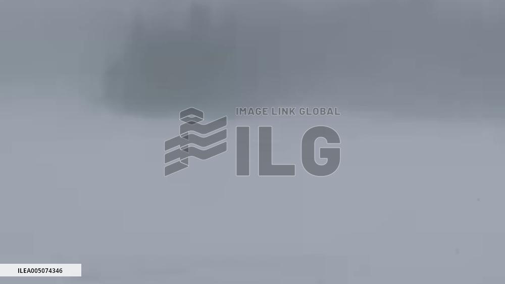 US: Winter Storm Buries Michigan With Record Snow 3