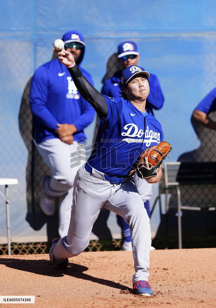 Baseball: MLB spring training