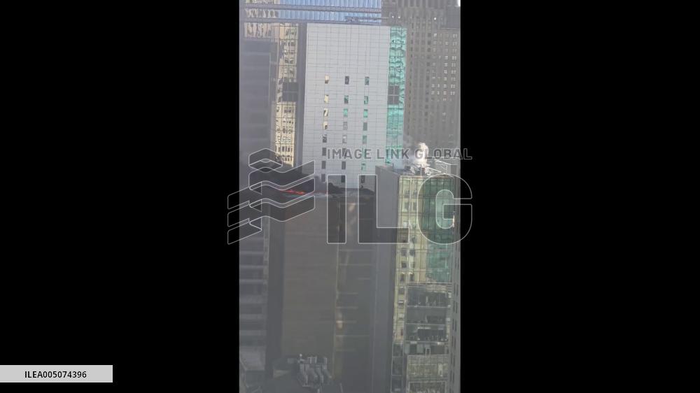 US: Rooftop Fire Breaks Out Near NYC St. Patrick’s Day Parade in Midtown