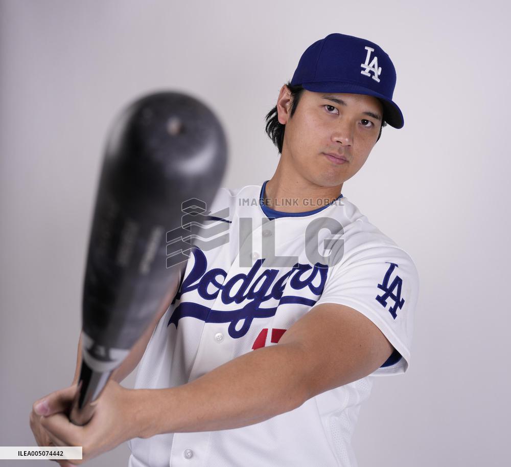Baseball: Dodgers two-way player Ohtani