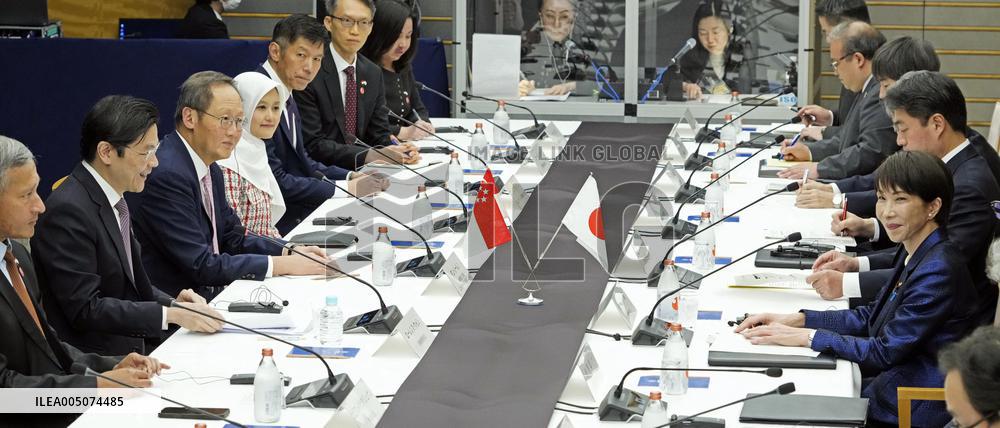 Japan PM Takaichi meets Singapore PM Wong