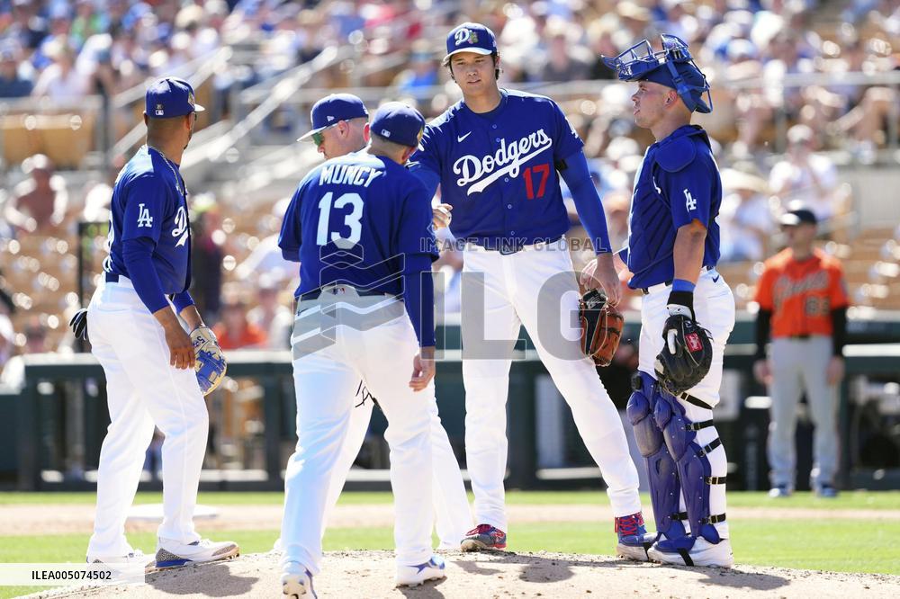 Baseball: MLB spring training