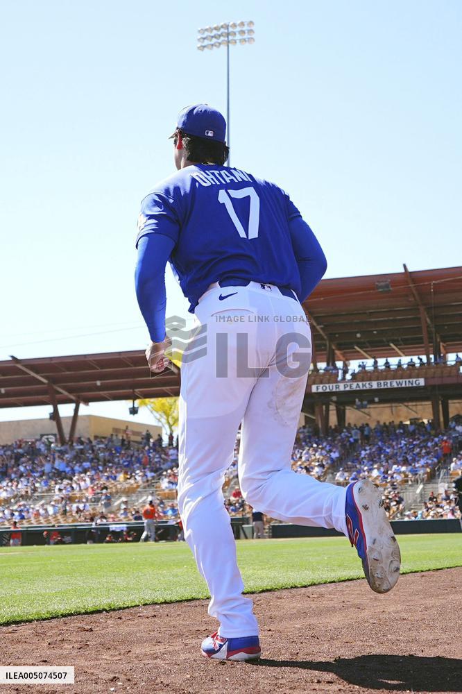 Baseball: MLB spring training