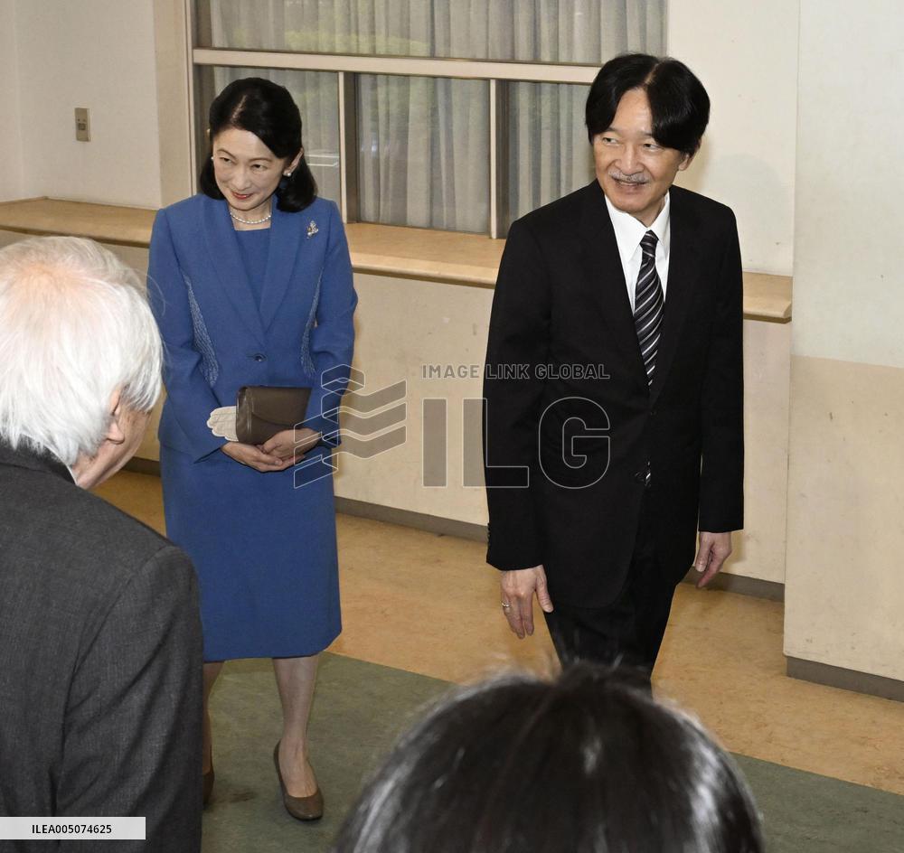 Crown prince attends social education group event