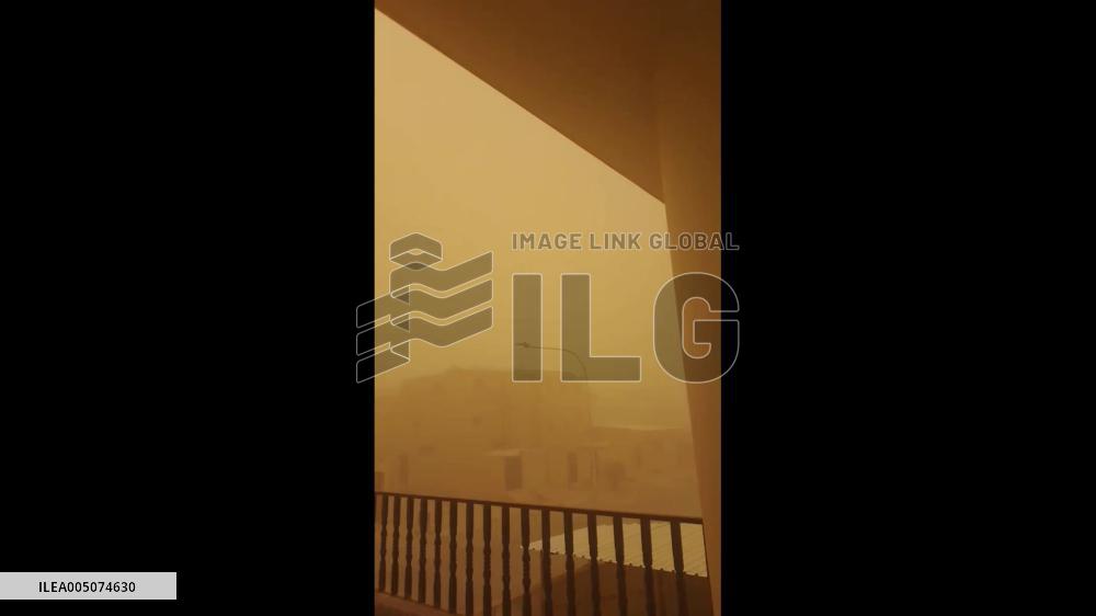 Saudi Arabia: Dust Storms and Flash Floods Batter Multiple Regions on Last Day of Ramadan