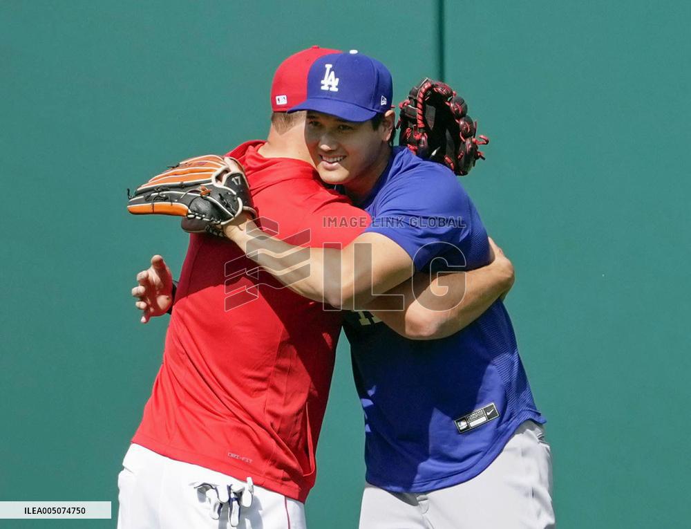Baseball: MLB preseason game