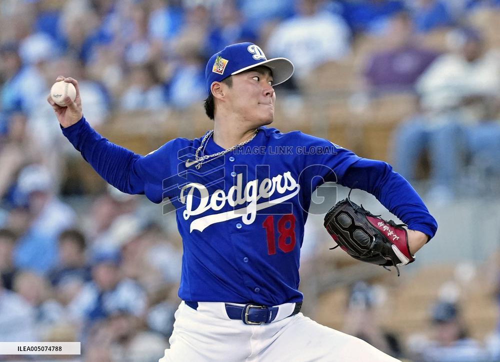 Baseball: MLB spring training game