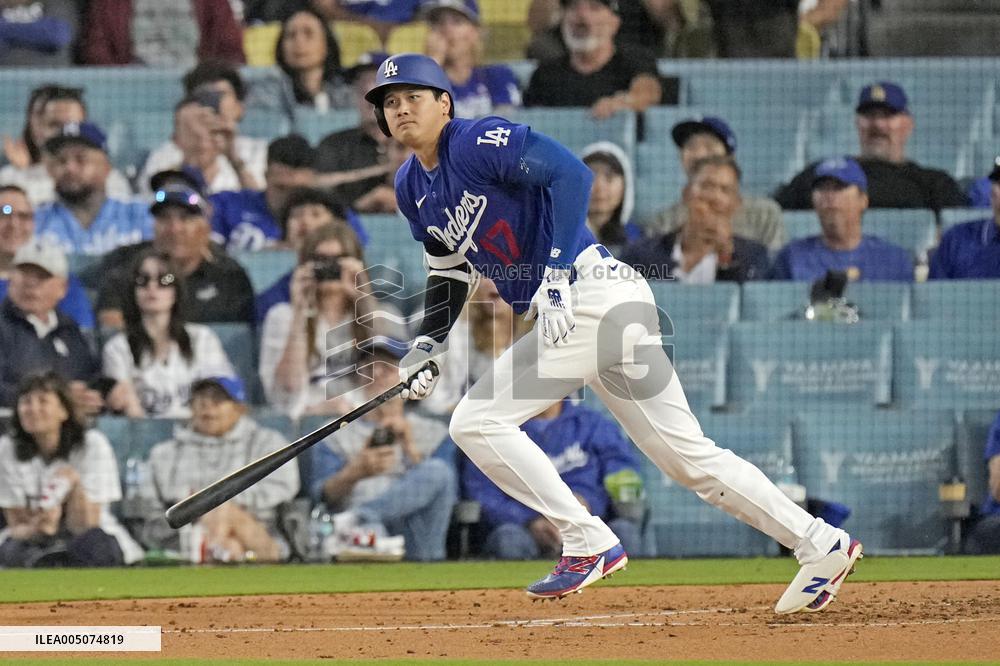 Baseball: MLB preseason game