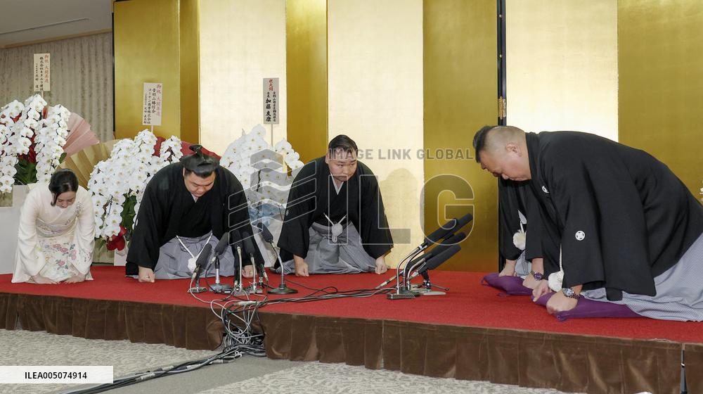 Sumo: Kirishima earns re-promotion to ozeki